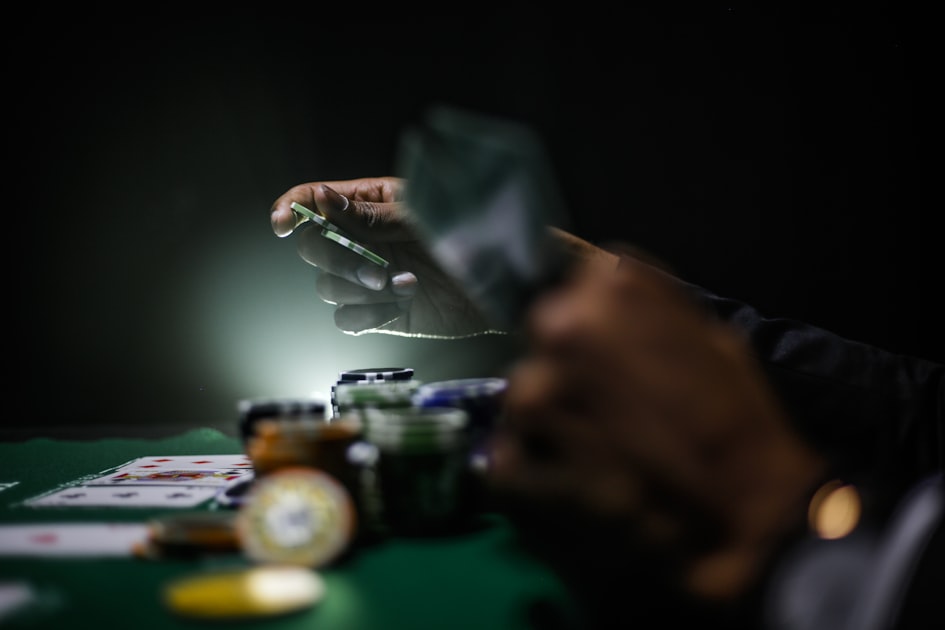 比特币扑克游戏的常用战术与技巧分享 比特币扑克游戏的常用战术与技巧分享